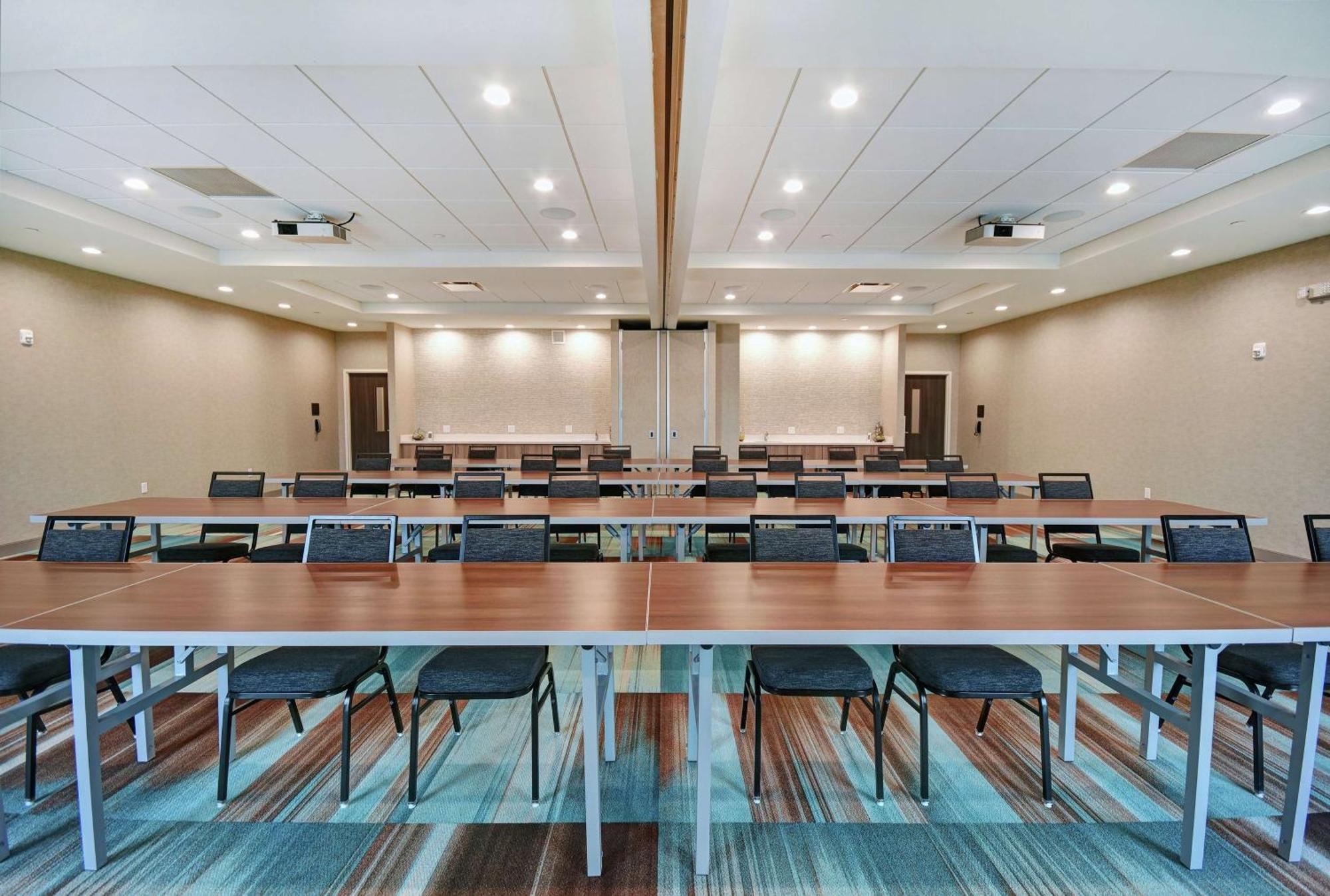 Home2 Suites By Hilton בלויט מראה חיצוני תמונה