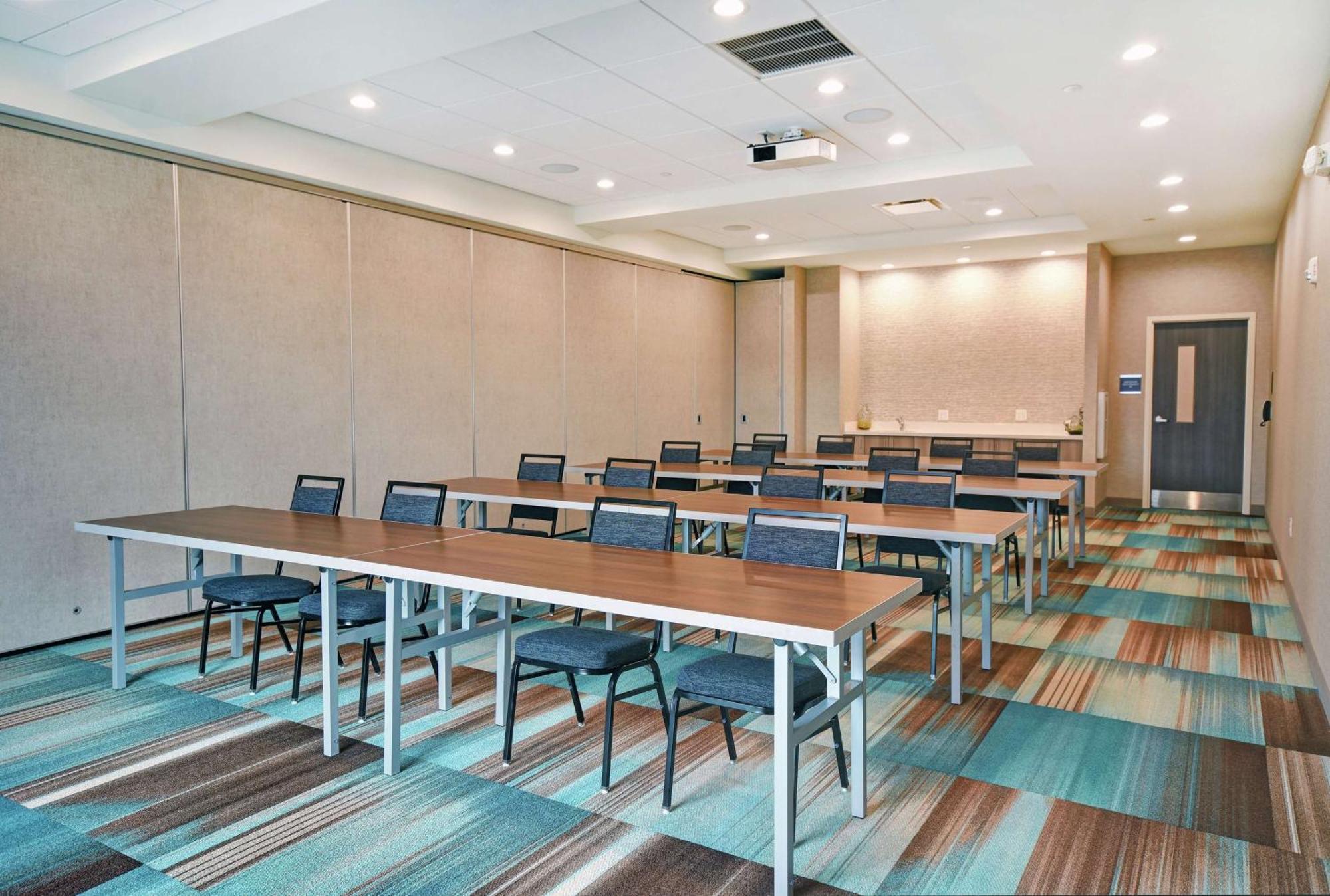 Home2 Suites By Hilton בלויט מראה חיצוני תמונה