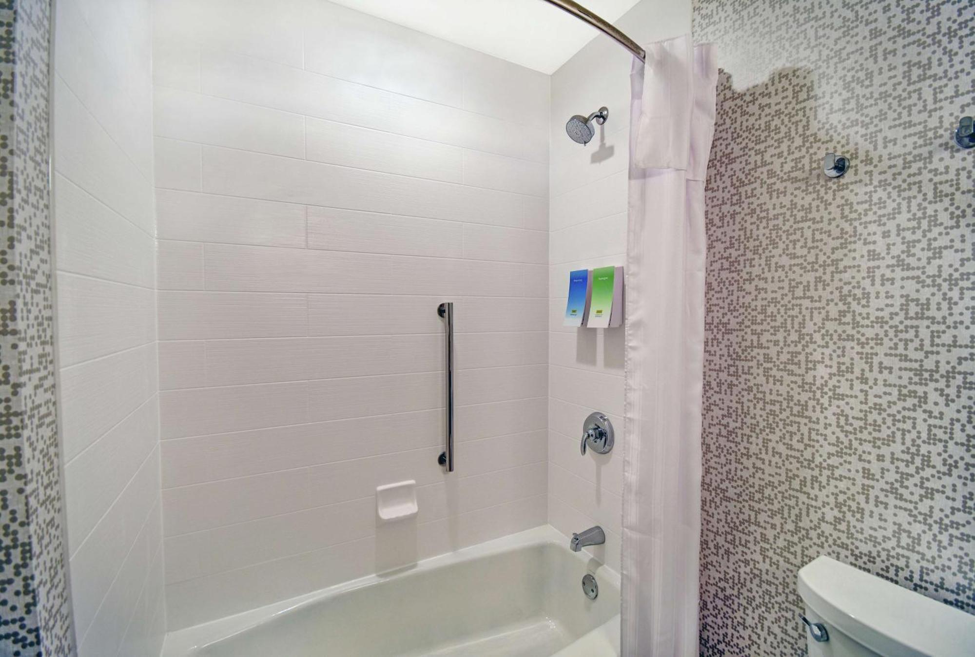 Home2 Suites By Hilton בלויט מראה חיצוני תמונה
