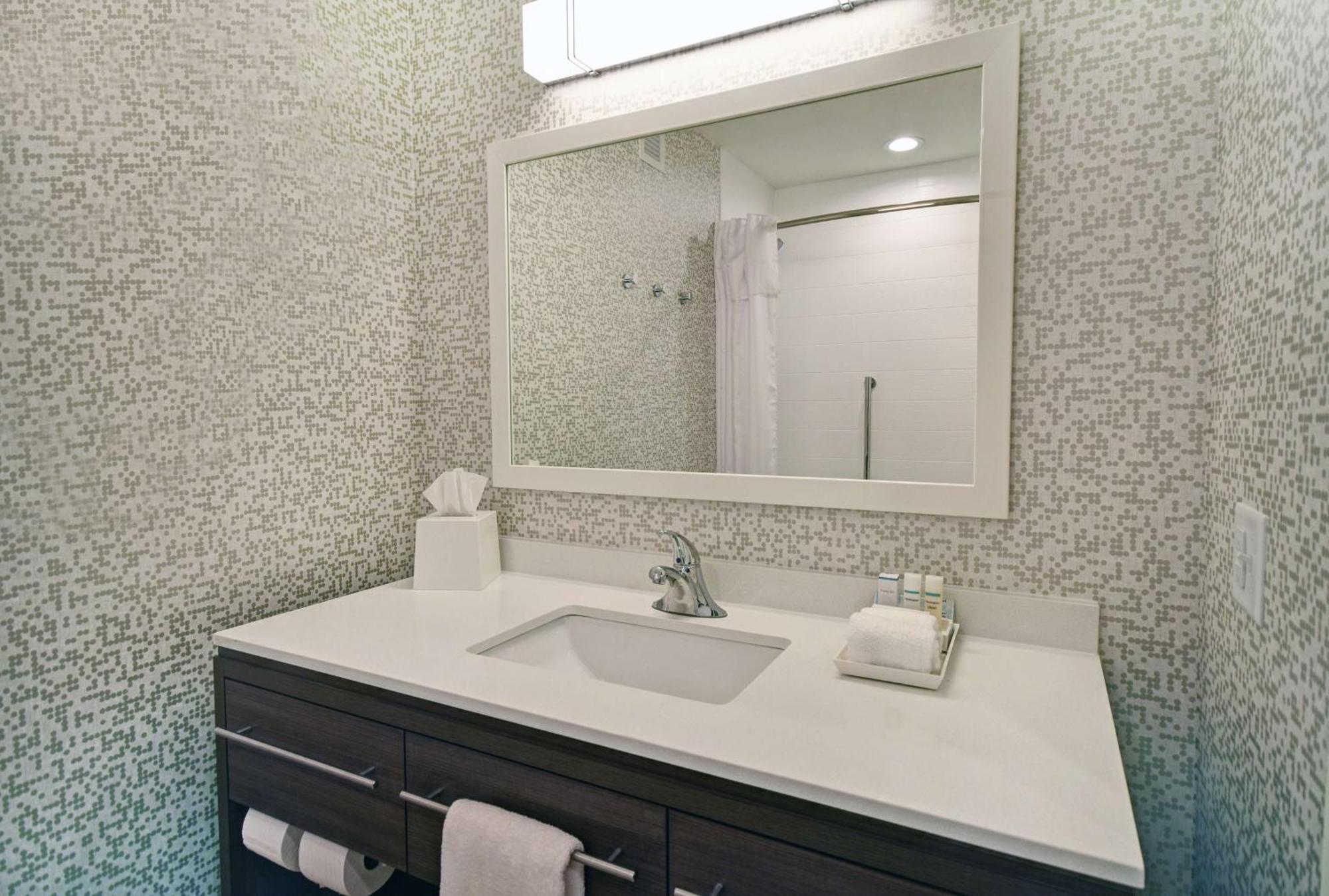 Home2 Suites By Hilton בלויט מראה חיצוני תמונה